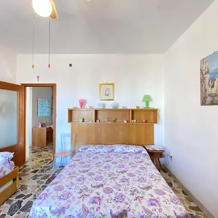 Marina House Apartman